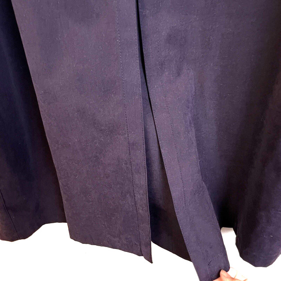 Gallery Rain Coat Women's Medium Dark Purple Pockets All Weather Jacket Classic - Picture 6 of 13